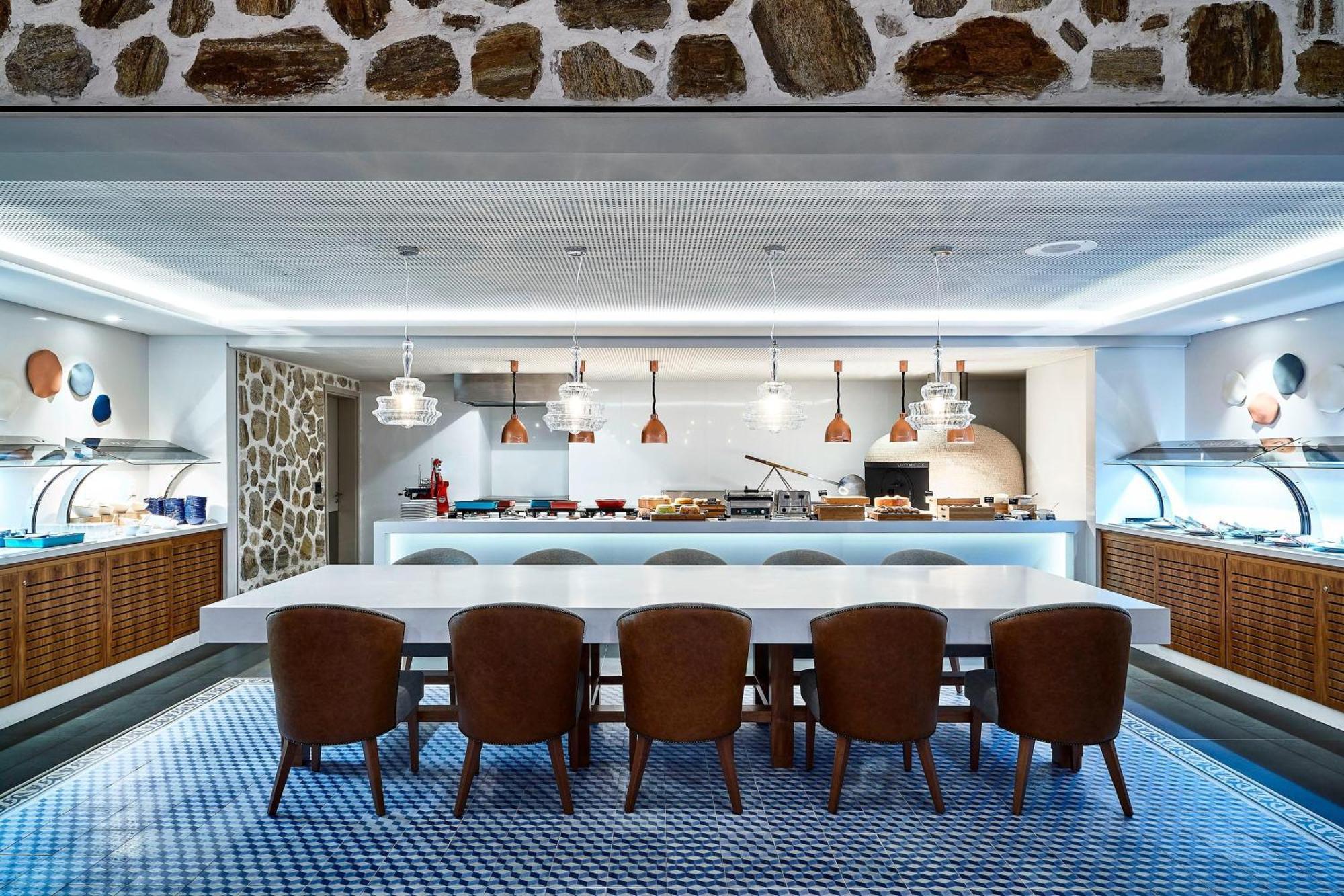 Sheraton Santos Hotel Kültér fotó The open kitchen of the restaurant