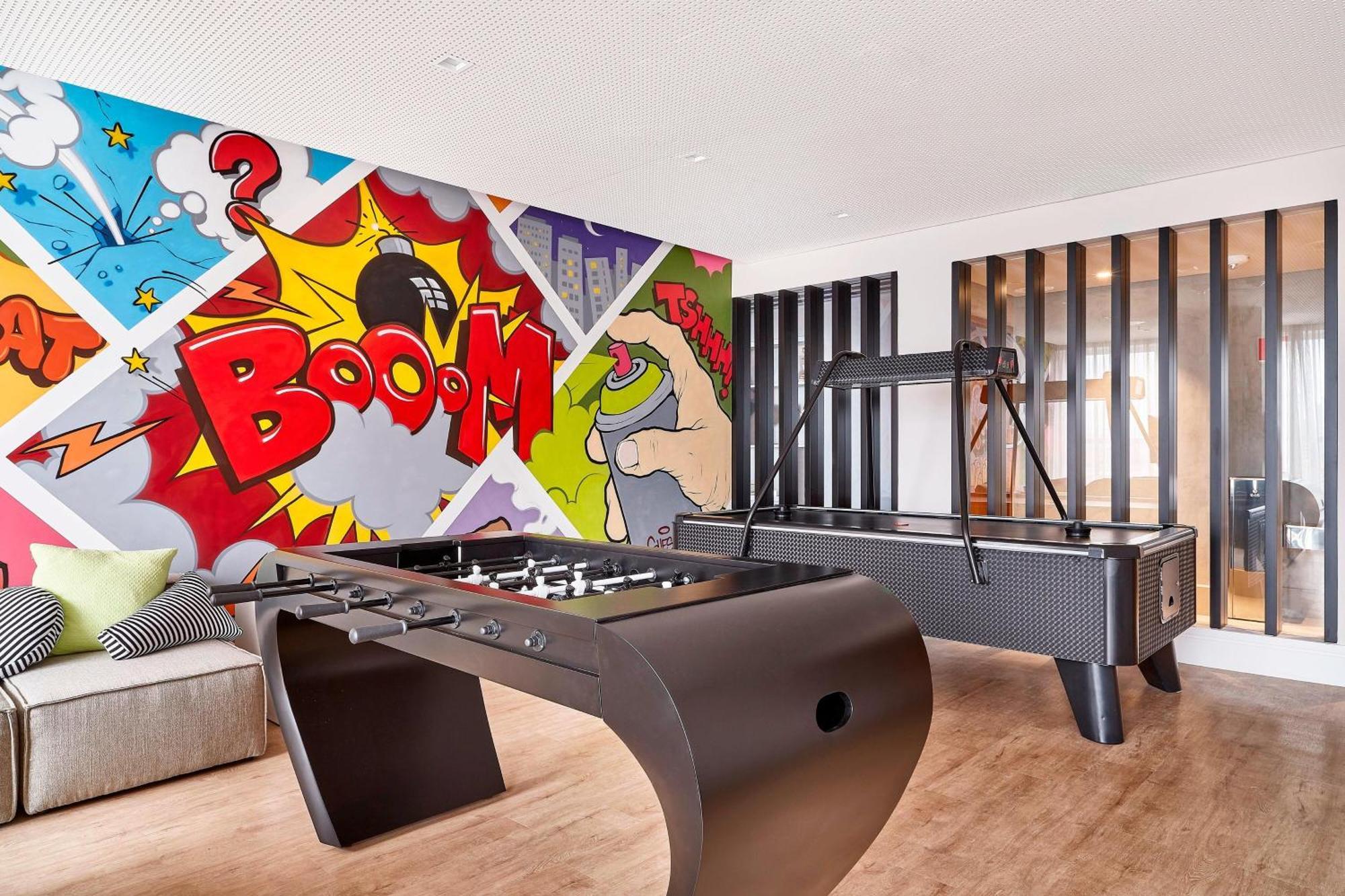 Sheraton Santos Hotel Kültér fotó The games room