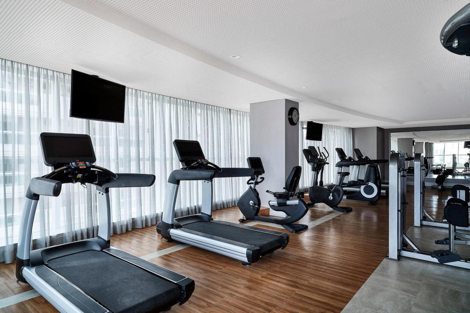 Sheraton Santos Hotel Kültér fotó The gym at the hotel